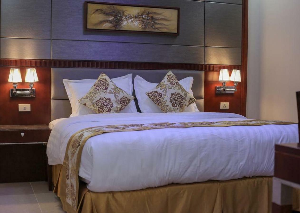 The 40Th Pearl Hotel Suites Jeddah Luaran gambar
